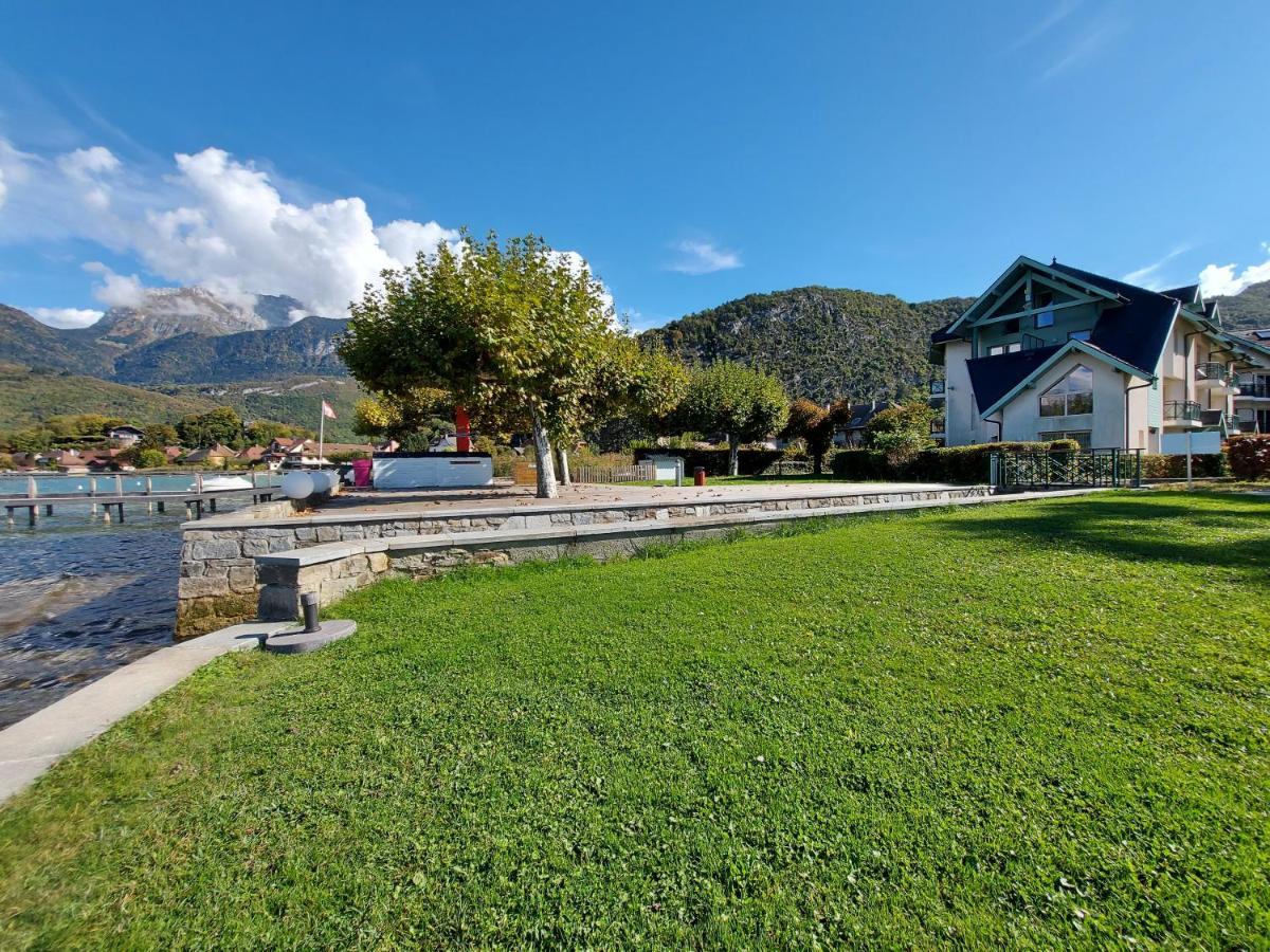 Studio Les Pieds Dans L'Eau Au Bord Du Lac D'Annecy Duingt Exterior photo