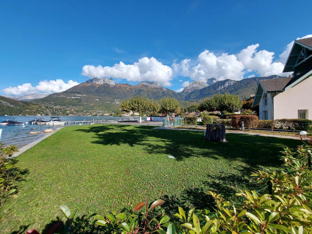 Studio Les Pieds Dans L'Eau Au Bord Du Lac D'Annecy Duingt Exterior photo